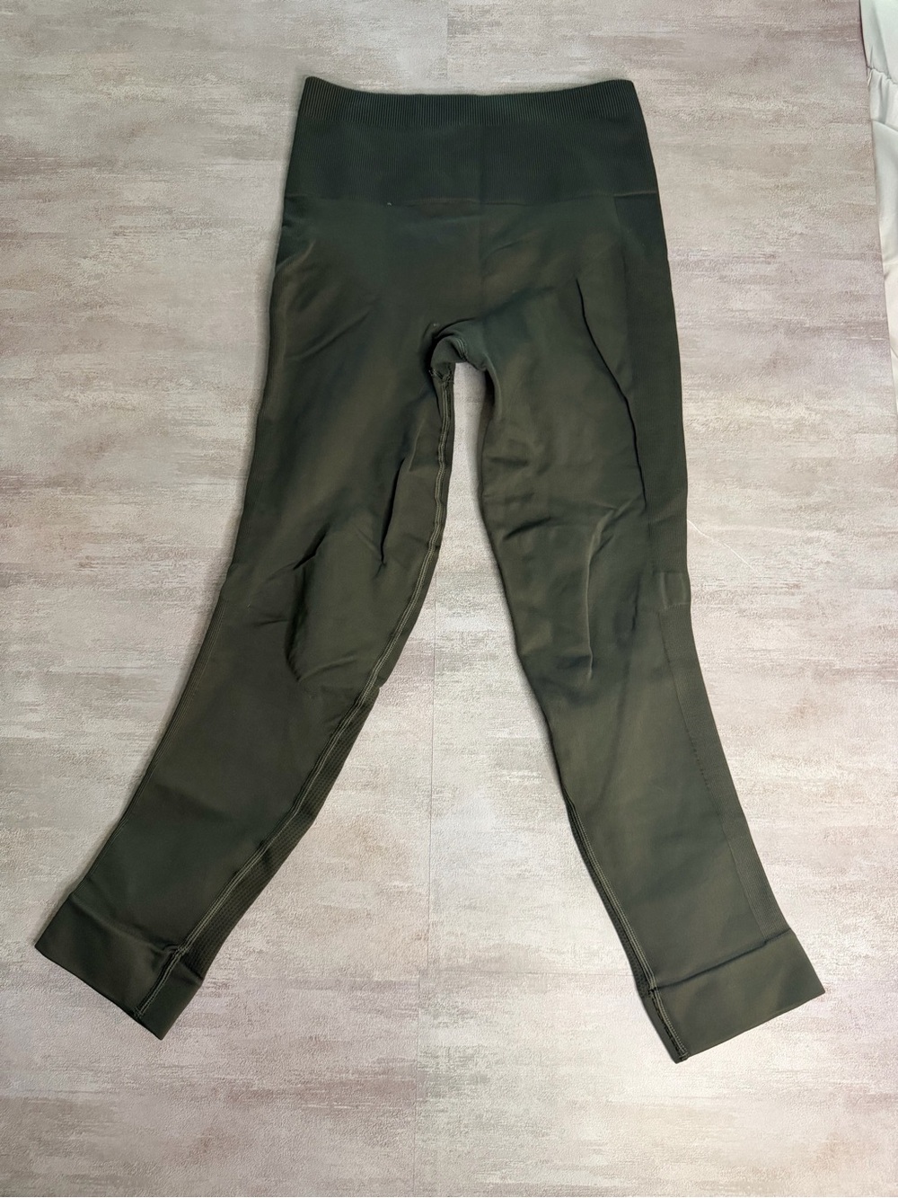 lululemon athletica Olive Green Ribbed Leggings Size 6